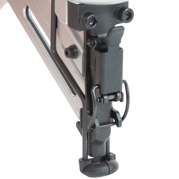 Cloueur Pneumatique 8,3 Bar 32 à 64 Mm MAKITA - AF635 – Image 4