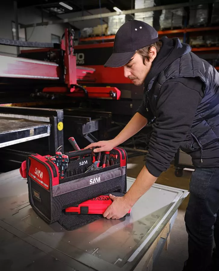 Caisse à Outils Textile 39L + 100 Outils De Maintenance SAM OUTILLAGE - CP-100-BAG1N – Image 3